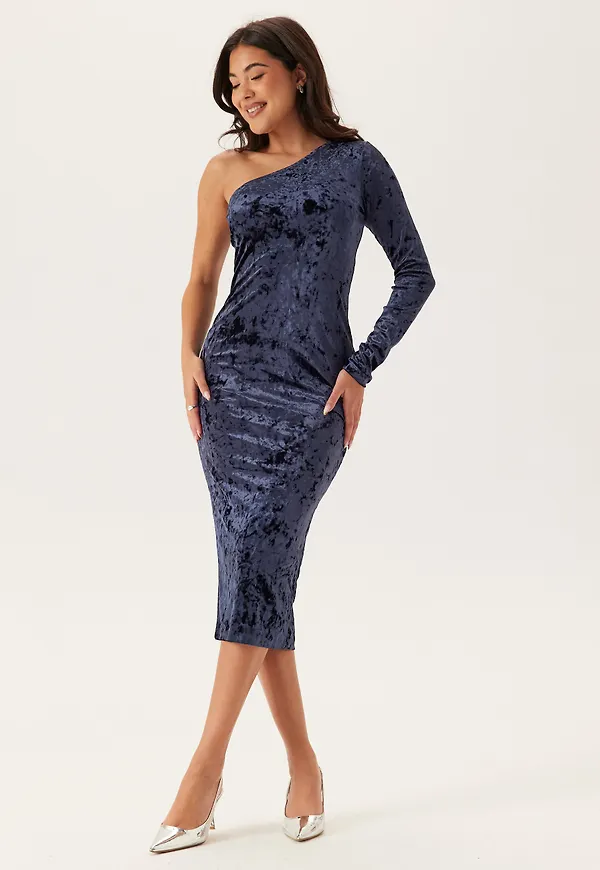 One Shoulder Velvet Dress