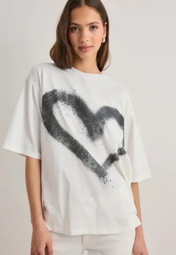 One Teaspoon - Vit - Heart White Kobe Tee