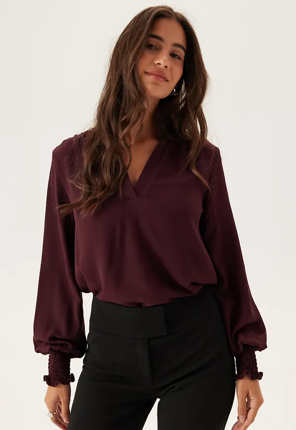 Onlmette V-Neck Smock Top