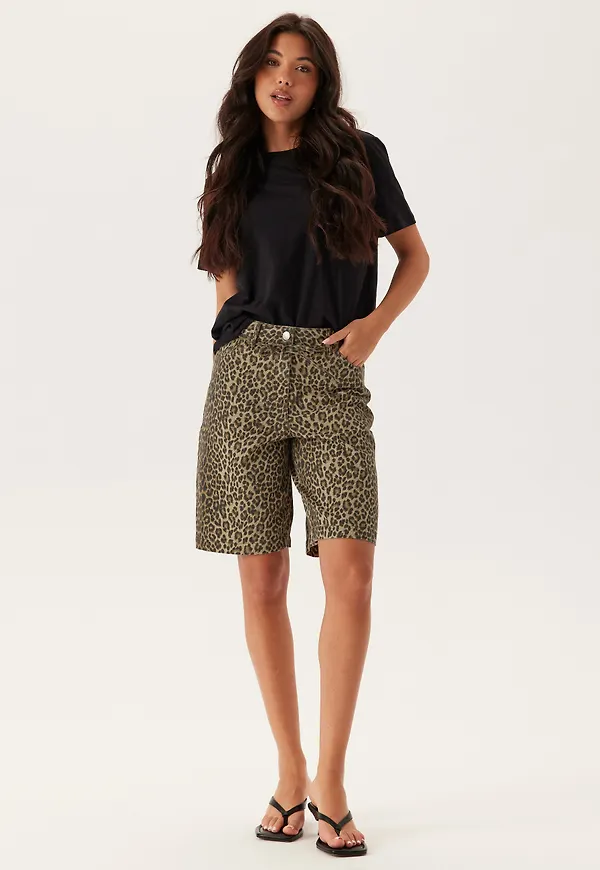 Onlnaomi String Aop Bermuda Sh