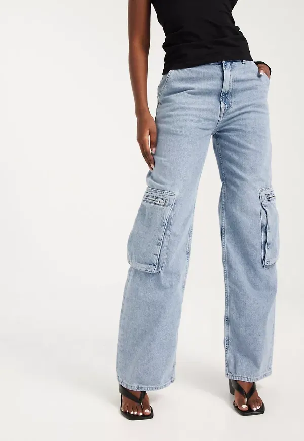Only - High waisted jeans - Light Blue Denim - Onlhope Ex Hw Wide Cargo Dnm Cro - Jeans