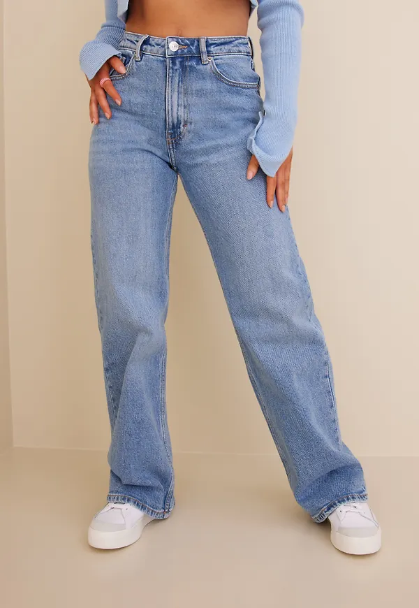 Only - High waisted jeans - Medium Blue Denim Nas365 - Onljuicy Hw Wide Leg REA365 Noos - Jeans