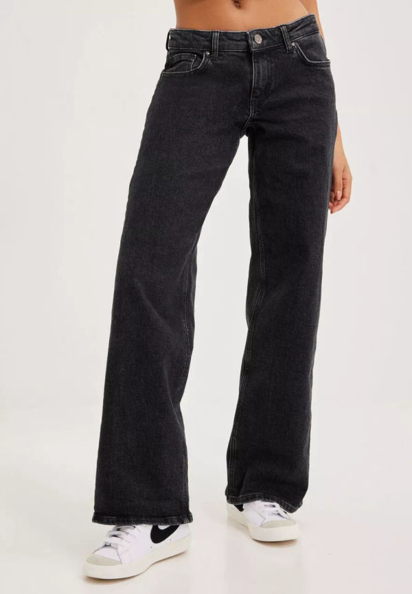 Only - Low waist jeans - Black - Onljuicy Lw Wide Leg Dnm REA244 - Jeans