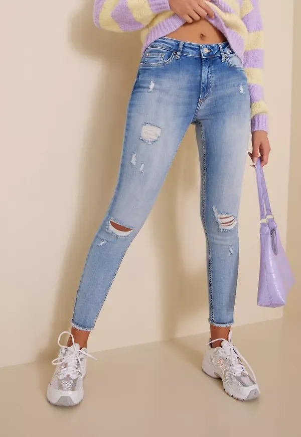 Only - Skinny jeans - Light Blue Denim - Onlblush Mid Sk Rw Ak Dt Dnm REA213 - Jeans