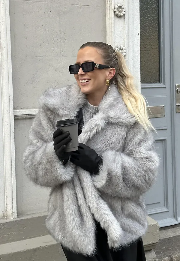 Only - Grå - Onlrubina Faux Fur Jacket Otw