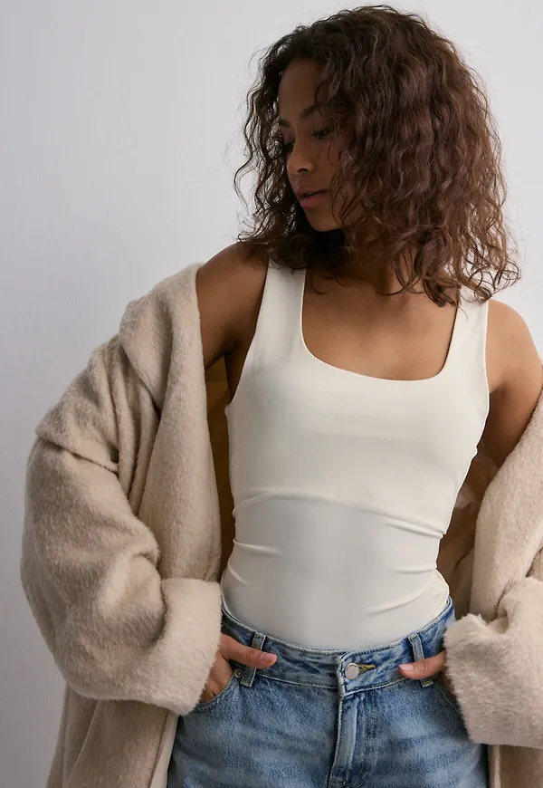 Only - Vit - Onlea S/L 2-Ways Fit Top Jrs Noos
