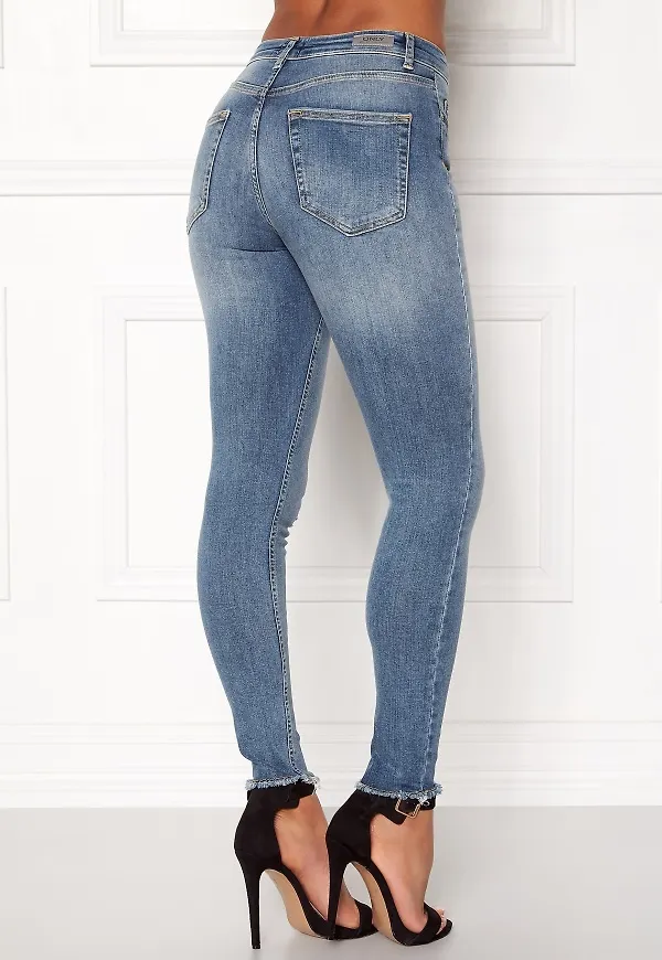 ONLY Blush Mid Raw Jeans Light Blue Denim XS/30