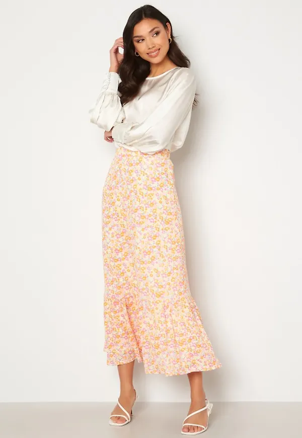 ONLY Pella Layered Skirt Tofu AOP: Funky Bloo S