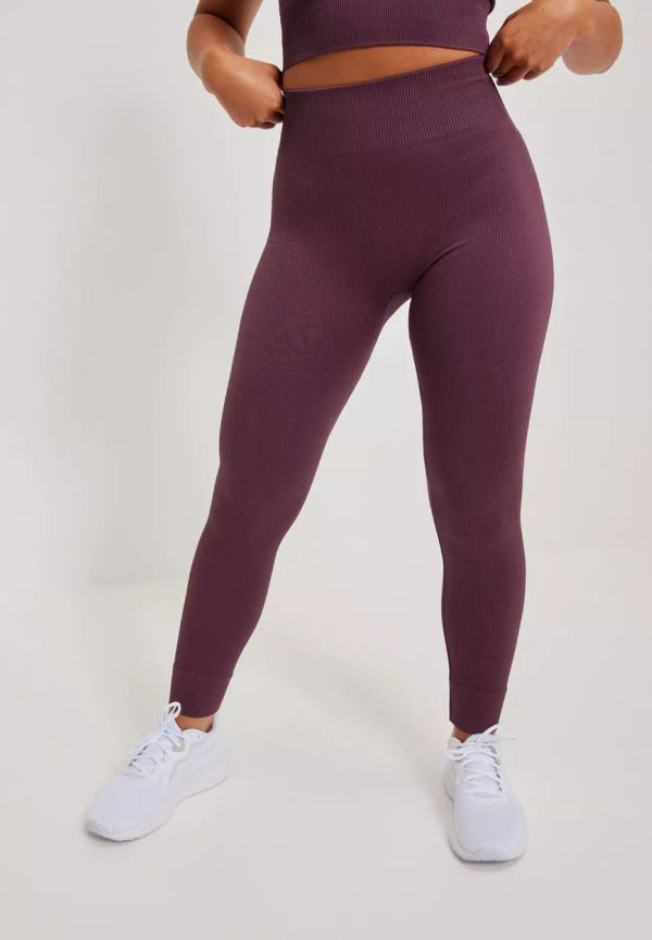 Only Play - Träningstights - Eggplant - Onpjaia Life Hw Lounge Seam Tight - Träningskläder - Training Tights