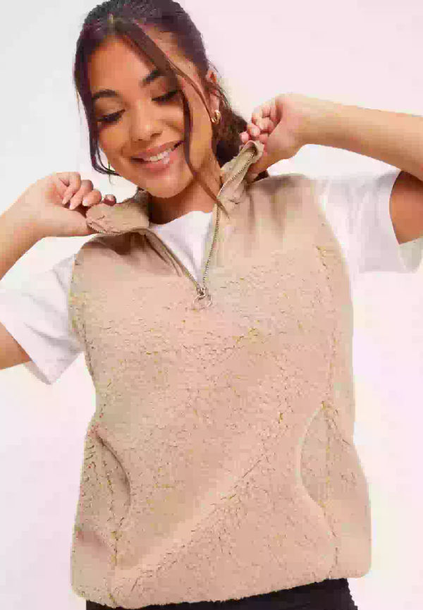 Only Play Onpedua Fluffy Hzip Vest Västar Irish Cream