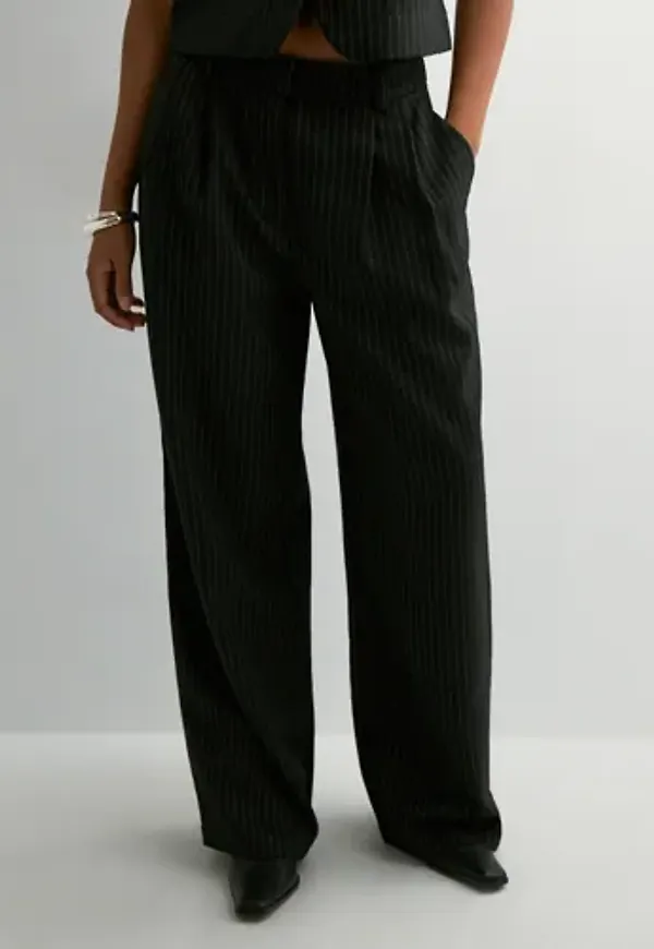 Only - Svart - Onlreina Hw Pleat Str Pins Pant Tlr
