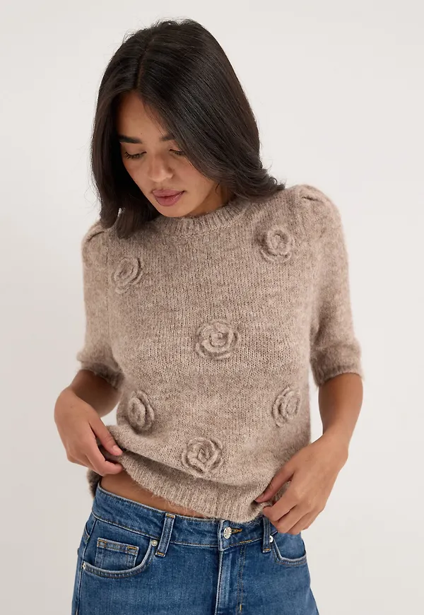 Onlzaggie Ss Flower O-neck Cc Knt