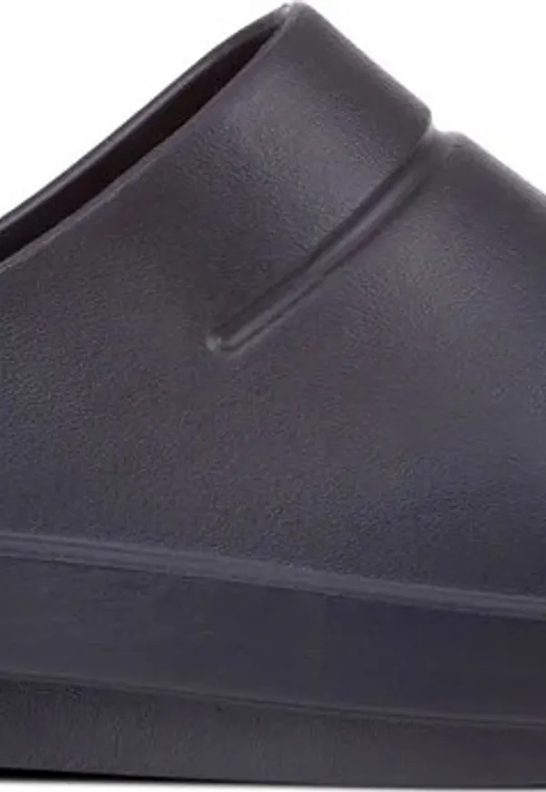 OOFOS Unisex Oocloog Black