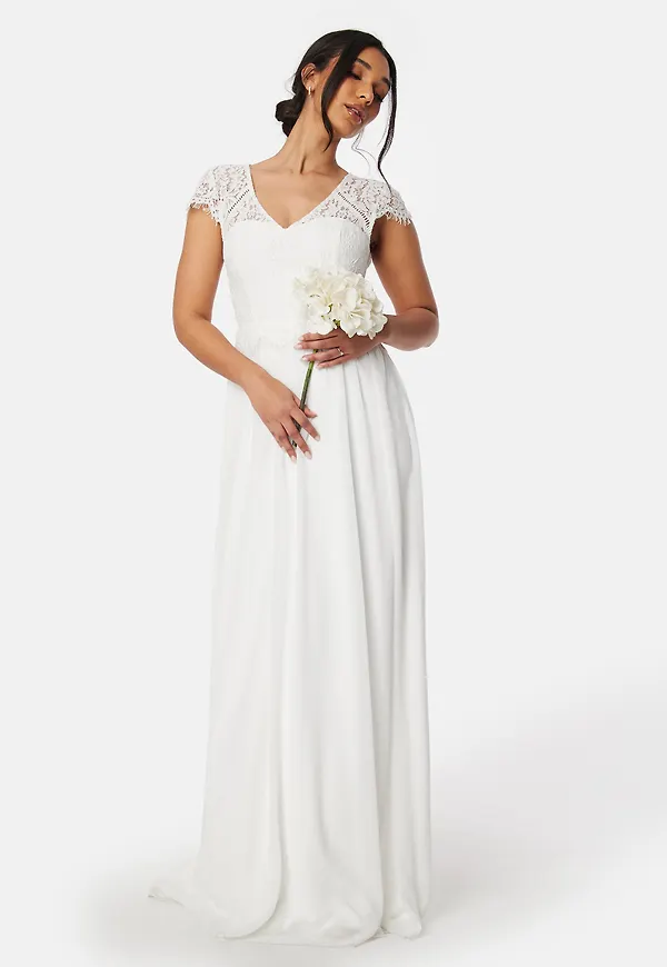 Open Back Lace Gown – Bubbleroom