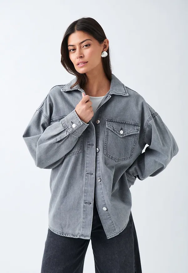 Oversize denim shirt