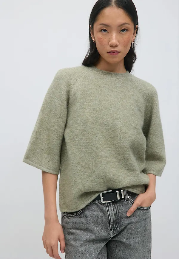 Oversized knitted tee