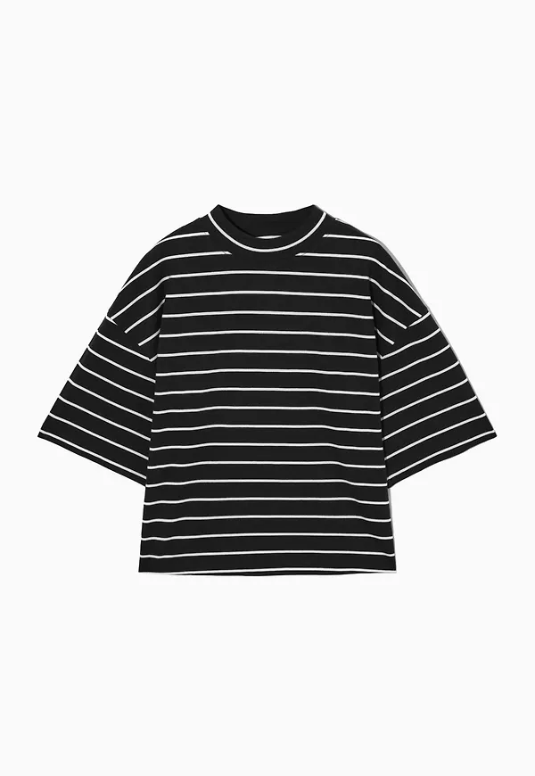 OVERSIZED MOCK-NECK T-SHIRT