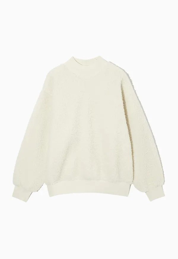 OVERSIZED MOCK-NECK TEDDY SWEATSHIRT