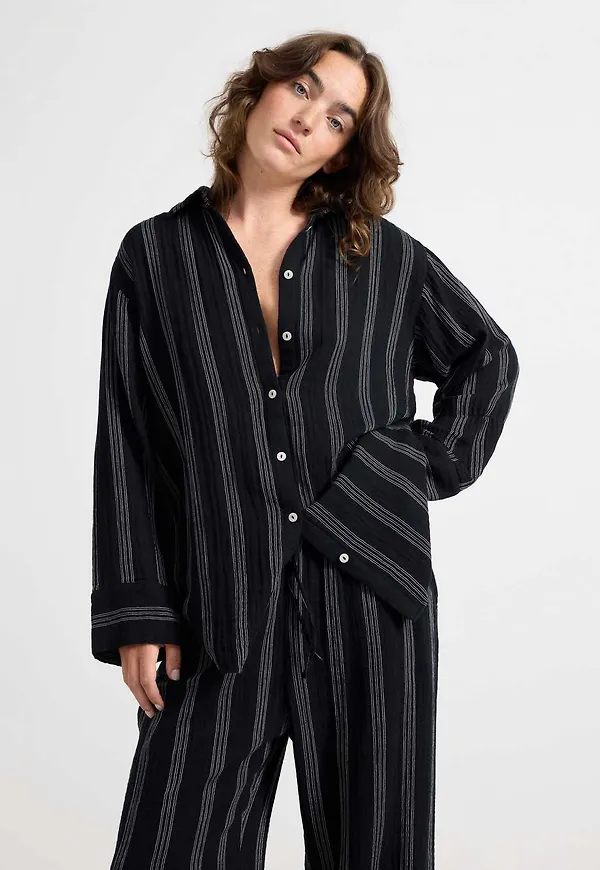 Oversized pyjamasskjorta