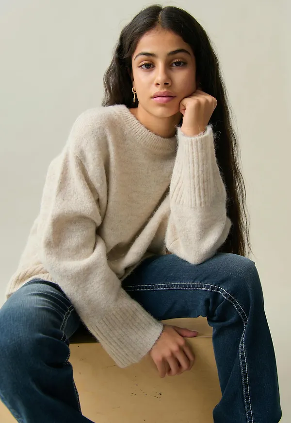 Oversized sweater