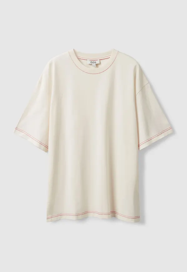 OVERSIZED T-SHIRT