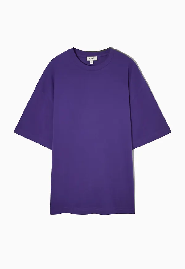 OVERSIZED T-SHIRT