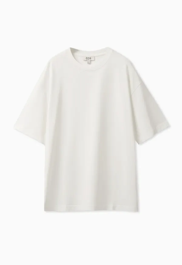 OVERSIZED T-SHIRT