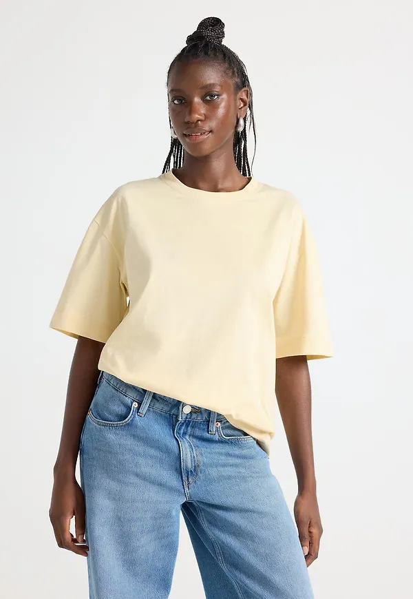 Oversized t-shirt