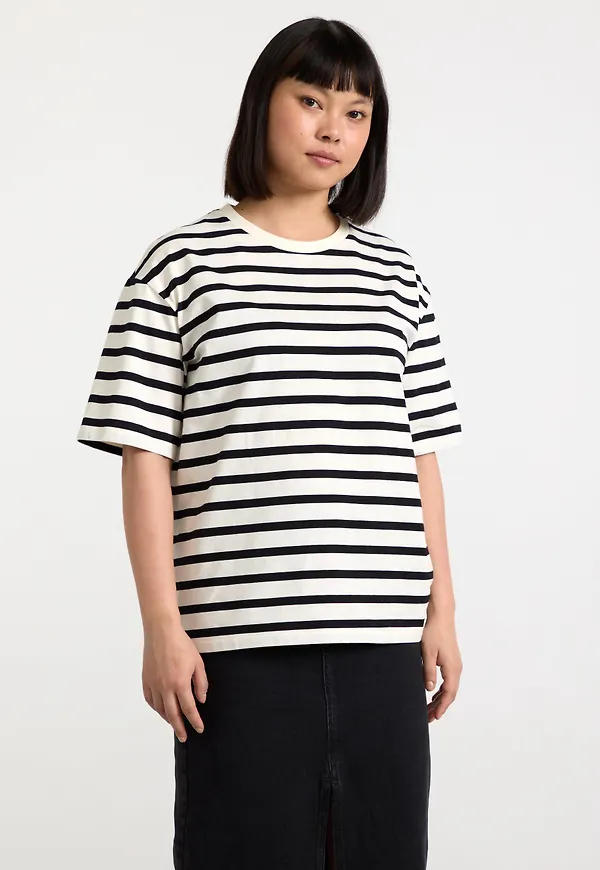 Oversized t-shirt