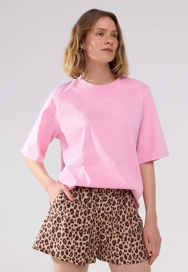 Oversized t-shirt