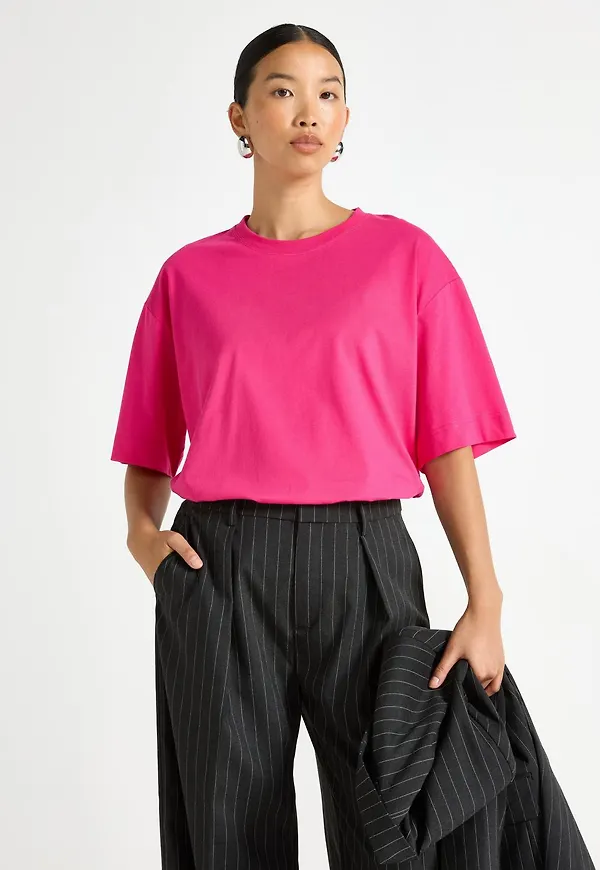 Oversized t-shirt