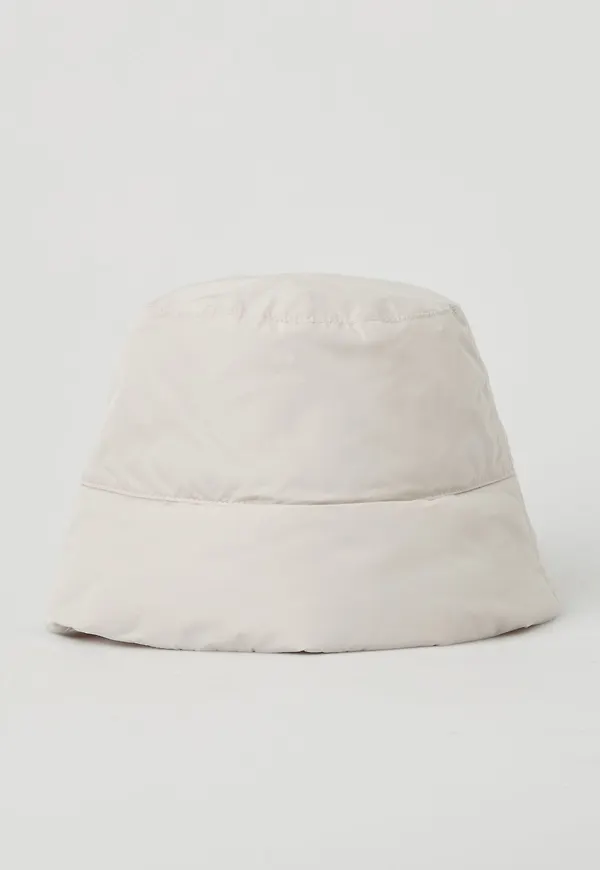 PADDED BUCKET HAT