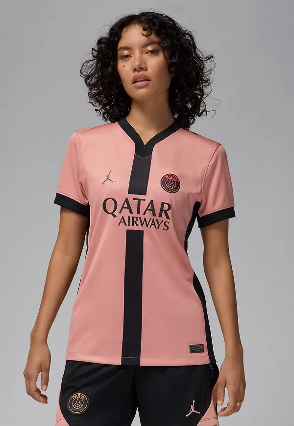 Paris Saint-Germain 2024/25 Stadium (tredjeställ)