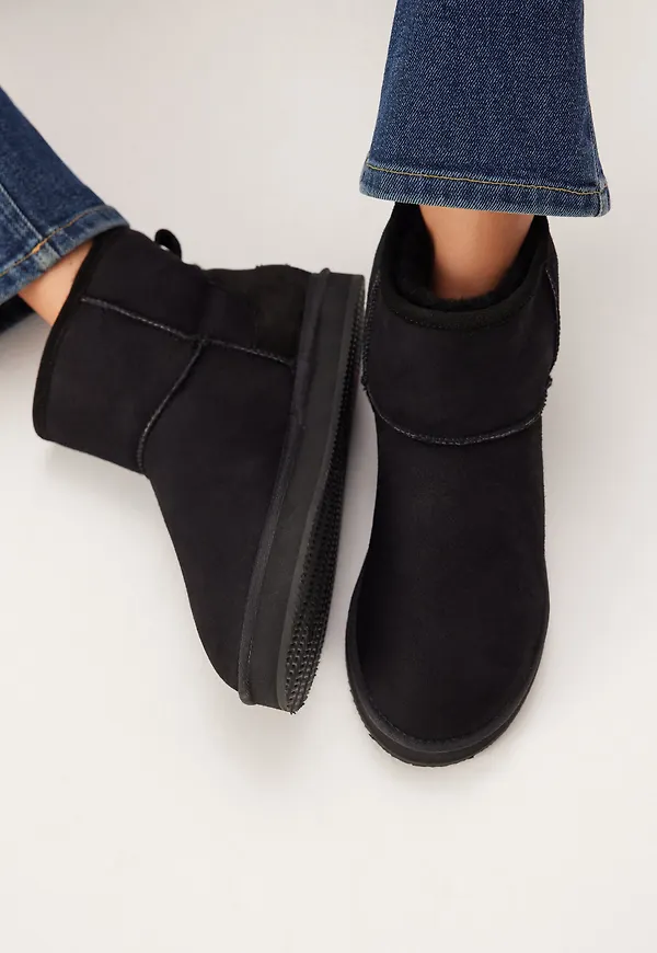 Paris Sheepskin Boots