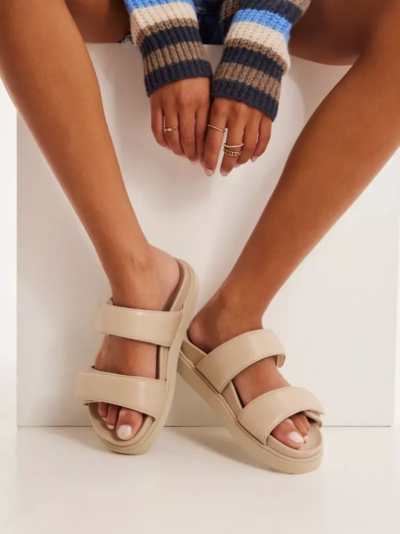 Pavement - Slip-in skor - Beige - Tilly - Flats & Lågskor