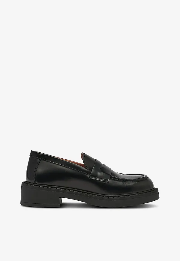 Pavement - Loafers Nayeli Patent - Svart