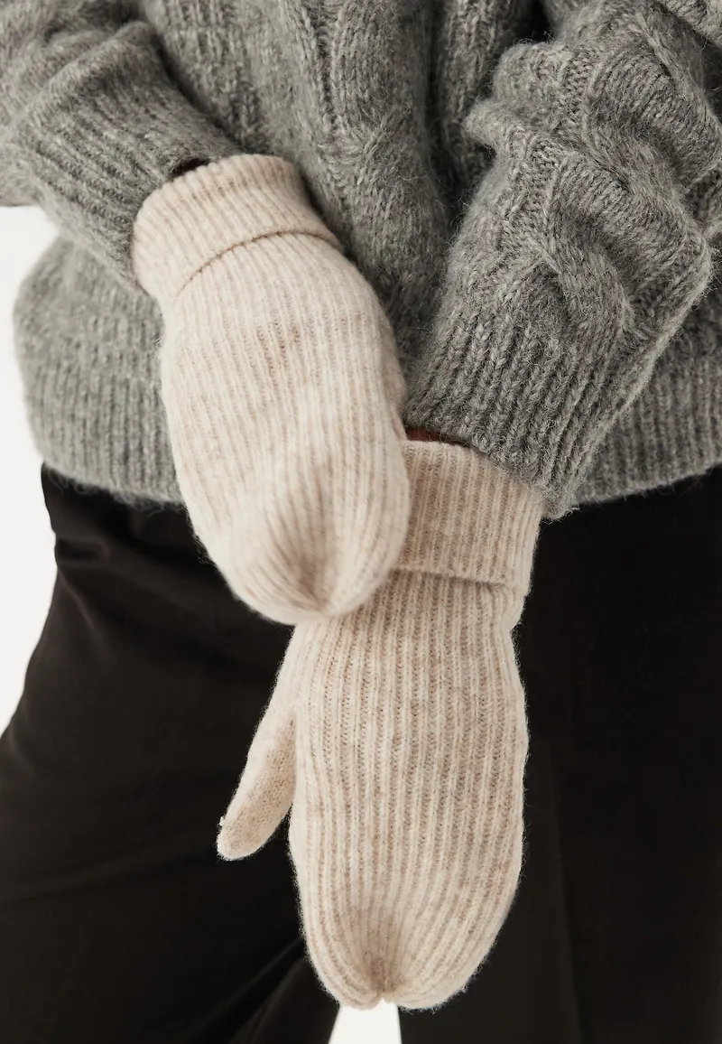 Pcmoella Mittens