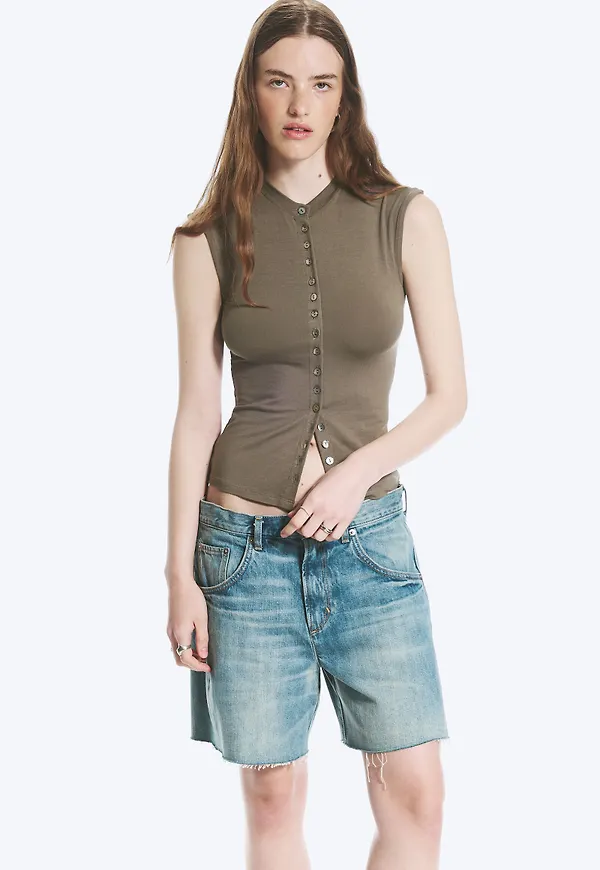 Pearl Button Up Top