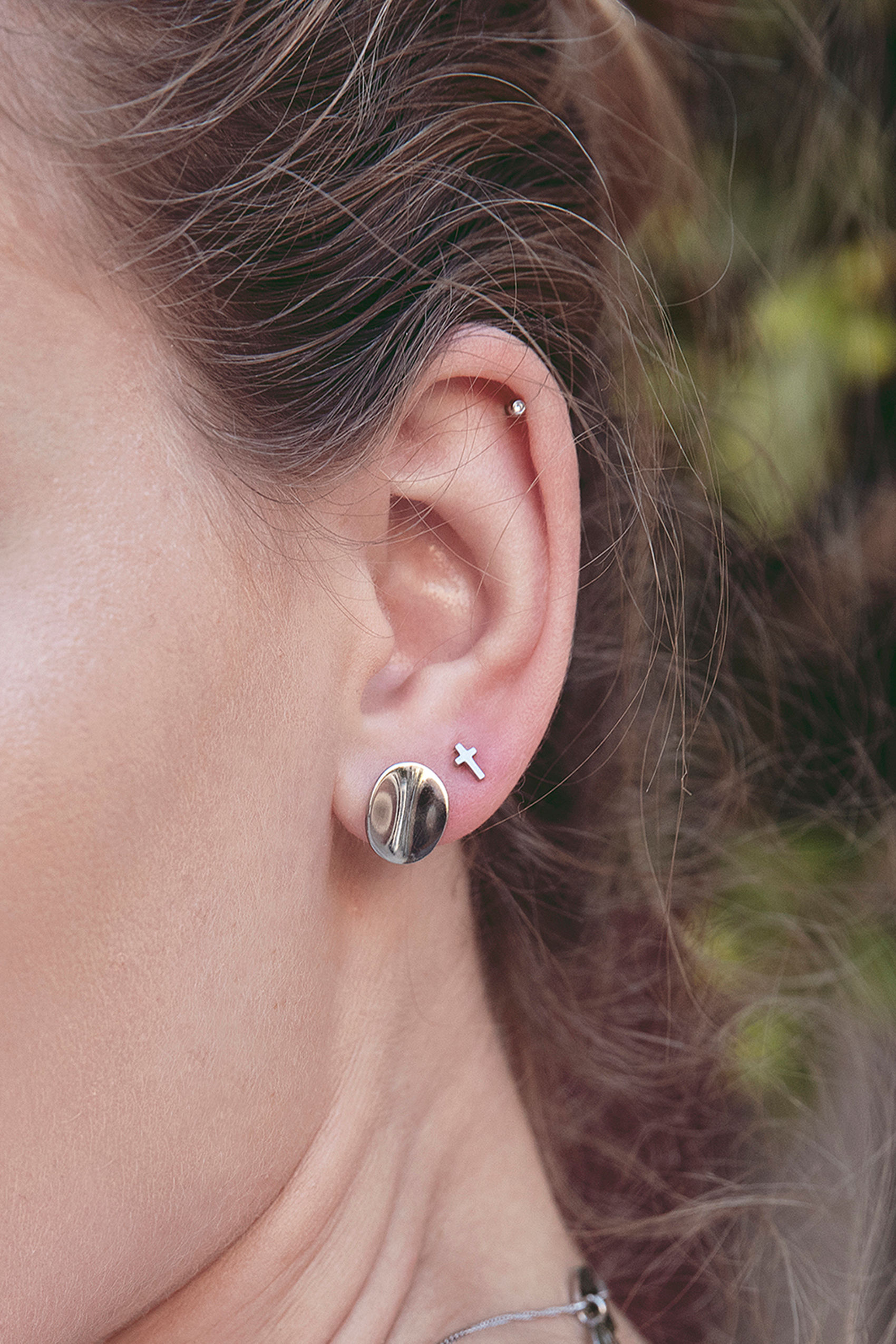 Smycken 2024 trendiga smycken som ger dig en komplett look Alissa