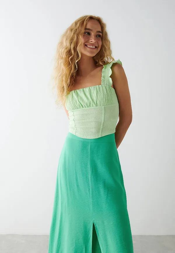 Pella top