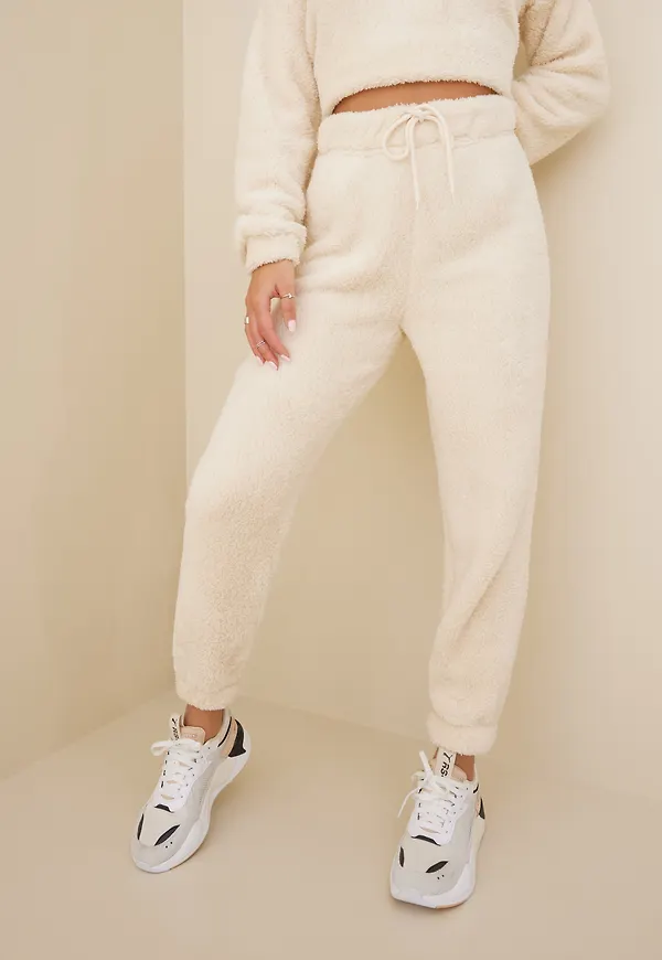 Pieces - Mjukisbyxor - Birch - Pccarli Hw Fleece Pant Bc - Byxor & Shorts