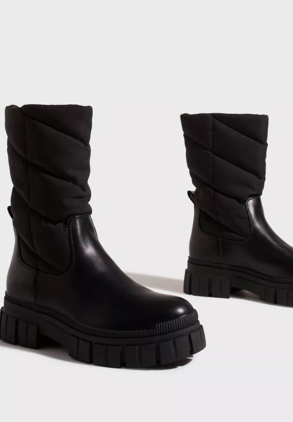 Pieces - Vinterskor - Black - Pcjulie Mid High Padded Boot - Boots & Kängor