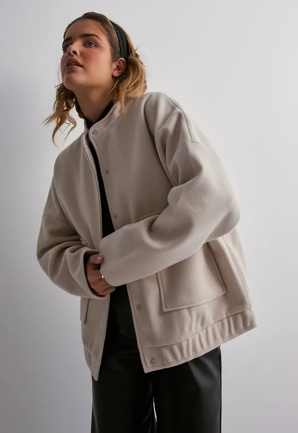 Pieces - Beige - Pcaugusta Ls Bomber Jacket D2D