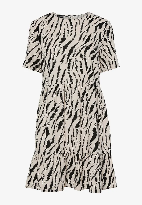 pieces - Klänning pcTarlem SS Dress Wvn - Beige