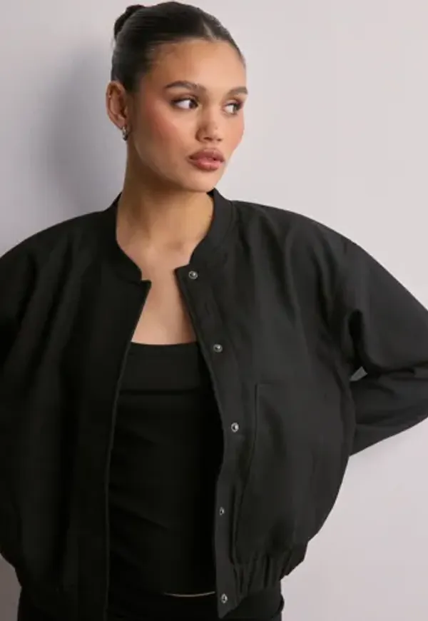 Pieces - Svart - Pcannie Bomber Bc