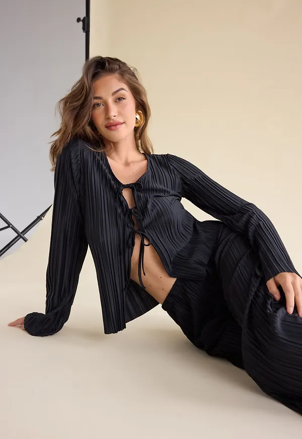Pleated Tie Cardigan Top