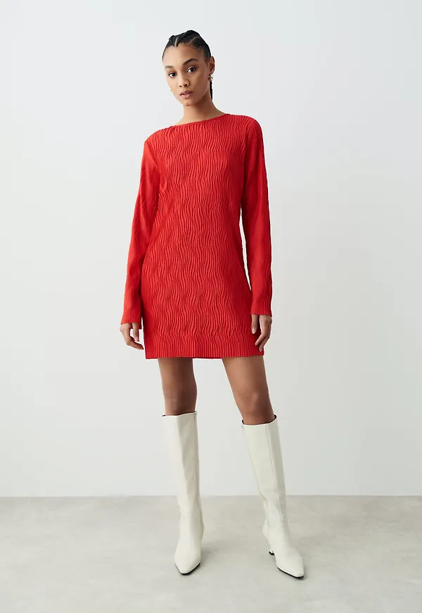 Plisse dress