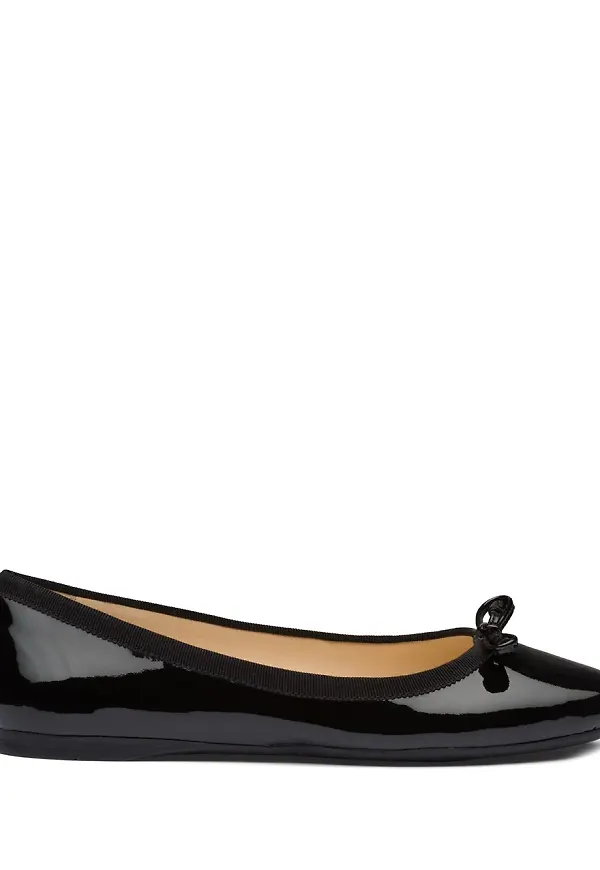 Prada ballerinaskor med rosett - Svart