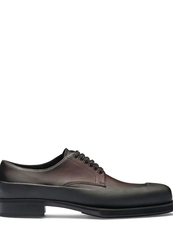 Prada derbyskor i läder - Brun