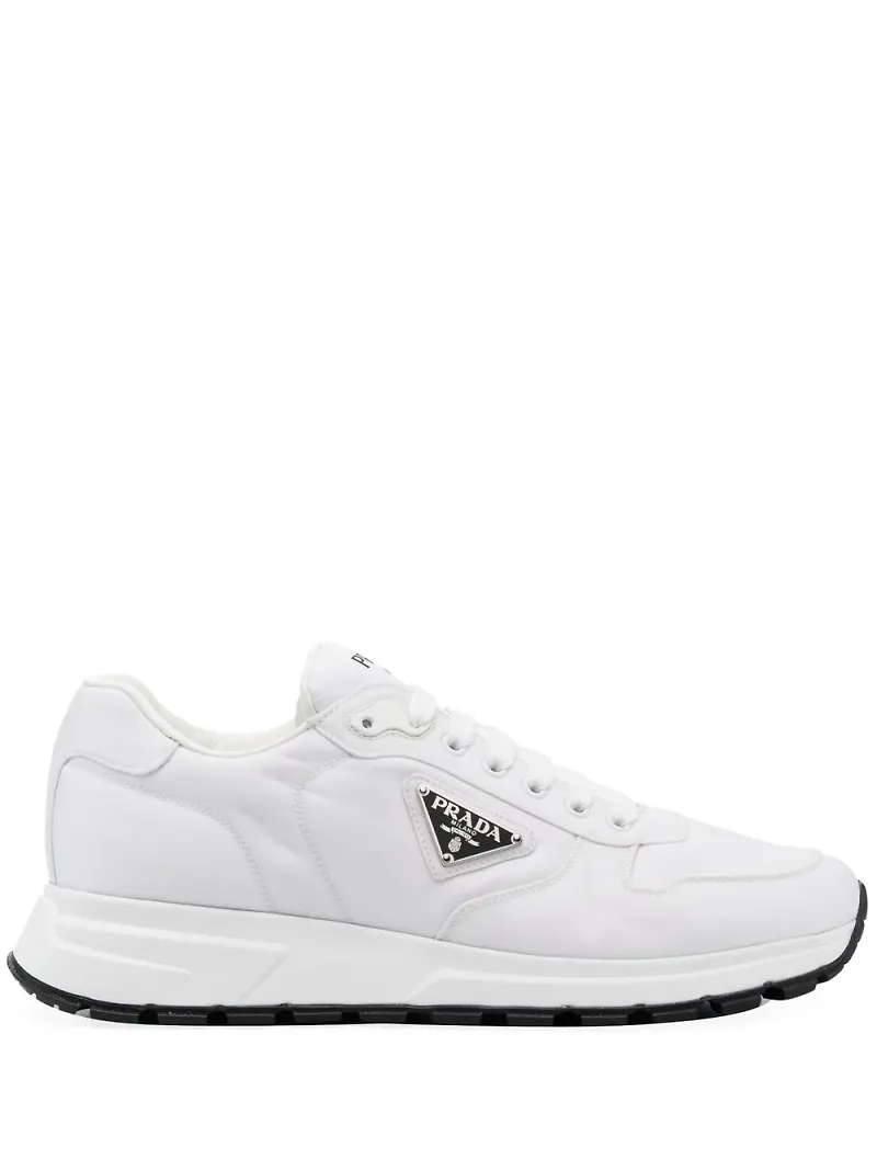 Prada låga sneakers med logotypplakett - Vit
